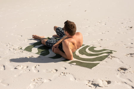 Eukalyptusgrün - Recyceltes, sandfreies Strandtuch