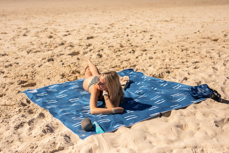 XL Salty Waves - Recyceltes, sandfreies Strandtuch, doppelt