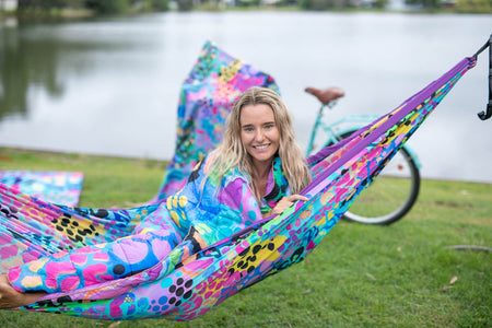 Kasey Rainbow - Recycelte Hängematte mit Gurten