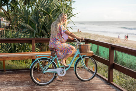 Rosy Tides - Kapuzenhandtuch, recycelt, sandfrei