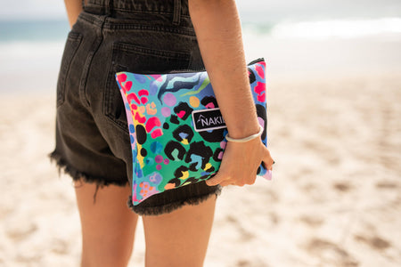 Kasey Rainbow – recyceltes, sandfreies Strandtuch