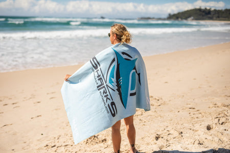 Unterwassermagie – recyceltes, sandfreies Strandtuch
