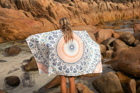 Sound of Summer – recyceltes, sandfreies Strandtuch