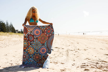 Holiday Dreams - Recyceltes, sandfreies Strandtuch