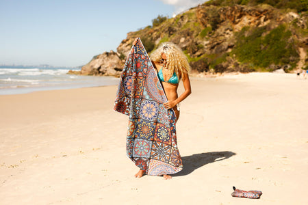 Holiday Dreams - Recyceltes, sandfreies Strandtuch