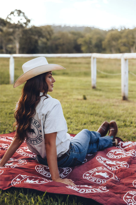 Kasey Rainbow – Recycelte Picknickdecke